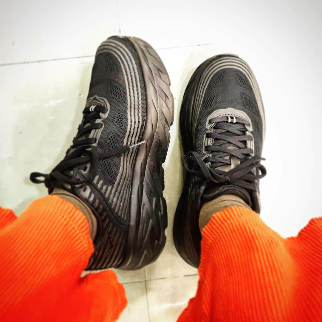 ファーストサマーウイカさんのインスタグラム写真 - (ファーストサマーウイカInstagram)「駅ダッシュが苦痛じゃ無い靴」8月28日 0時04分 - f_s_uika