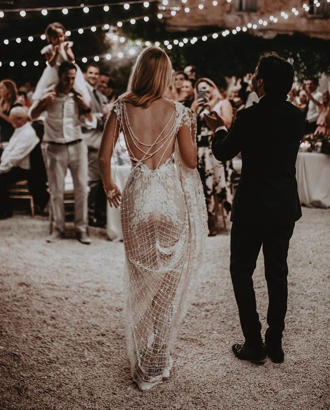 Galia Lahavさんのインスタグラム写真 - (Galia LahavInstagram)「Dancing Queen | Our stunning #GLBride @sallyvictoriabenson dancing the night away with our #Rhiannon gown #GLCouture 📷 @tali__photography」8月28日 0時05分 - galialahav