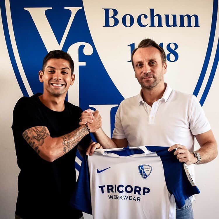 クリスチャン・ガンボアのインスタグラム：「Happy to be part of this fantastic club! @vflbochum1848.official  Ich bin froh Teil des VfL Bochum zu sein!! Muy feliz con este nuevo comienzo en mi carrera!! #2bundesliga #germany #bochum #football #」