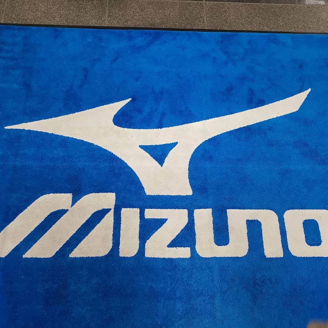 Noito Donaireさんのインスタグラム写真 - (Noito DonaireInstagram)「Thank you so much to my Mizuno family.  You have believed in me and had been in my corner for many years. I appreciate your support. . . #mizuno #boxing #boxer #worldchampion #japan #philippines #ringstarsports #wbss #tokyo」8月27日 19時08分 - nonitodonaire