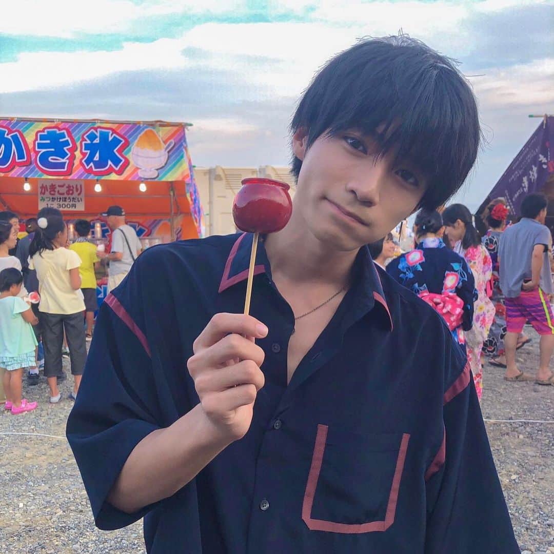 大谷悠哉さんのインスタグラム写真 大谷悠哉instagram りんご飴久々に食べたの 熊野花火大会 熊野大花火大会 花火大会 祭り お祭り 花火 大谷悠哉 ももくん 彼女目線 ハイファイブ Hifive 8月27日 19時43分 S 410yuya