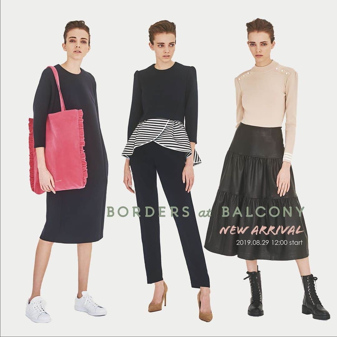 BORDERS at BALCONYのインスタグラム：「8/29㈭の昼12:00から、@bordersatbalcony_official の #2019AW 新作第2弾が発売いたします！  そして、新作の発売に合わせて、#borders スタッフで明日8/28㈬の12:00に新商品を紹介する #インスタライブ　を開催いたします！  ご質問がある方、ぜひインスタライブにご参加ください！お待ちしております。⁠⠀ ⁠⠀ ⁠⠀ ⁠⠀」
