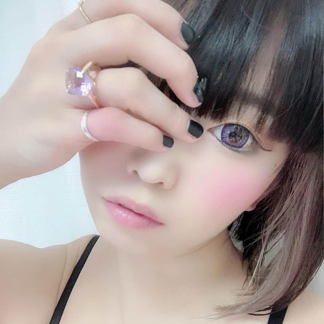 RINGOのインスタグラム：「💍💜👁 #アメジスト #ムラサキ #踊り子 #踊り子人生」