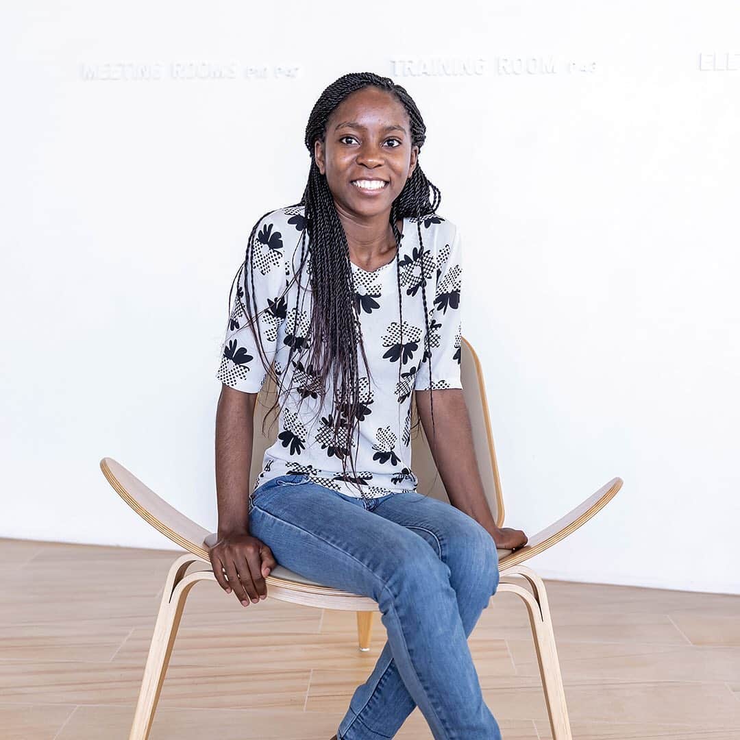 ノバルティスのインスタグラム：「“My challenge is to improve the health of communities impacted by poverty-related diseases, to help achieve equity in health globally.” . Kamukhwala Gausi, Next Generation Scientist from Malawi. 🇲🇼 . Kamukhwala is one of 21 masters, PhD and post-doc health specialists from 14 countries undertaking a three-month internship at the Novartis campus in Basel. . The University of Basel and Novartis Next Generation Scientist Program aims to accelerate drug discovery and clinical research around the world. . #ReimaginingMedicine #NextGenerationScientists」