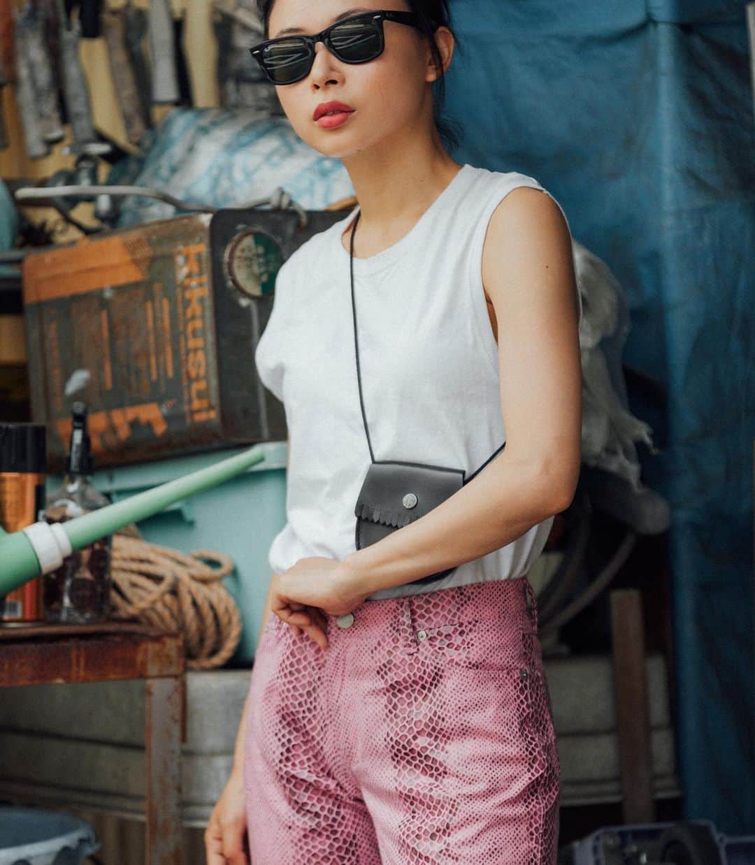 後藤早貴さんのインスタグラム写真 - (後藤早貴Instagram)「Thanks💋💋💋 汗だく8月。  Camera @kiaraiizuka  Direction @wanderjunioru  #drmartens#outfit#drmartenstyle#me#gosaki」8月27日 20時23分 - gosakicchi
