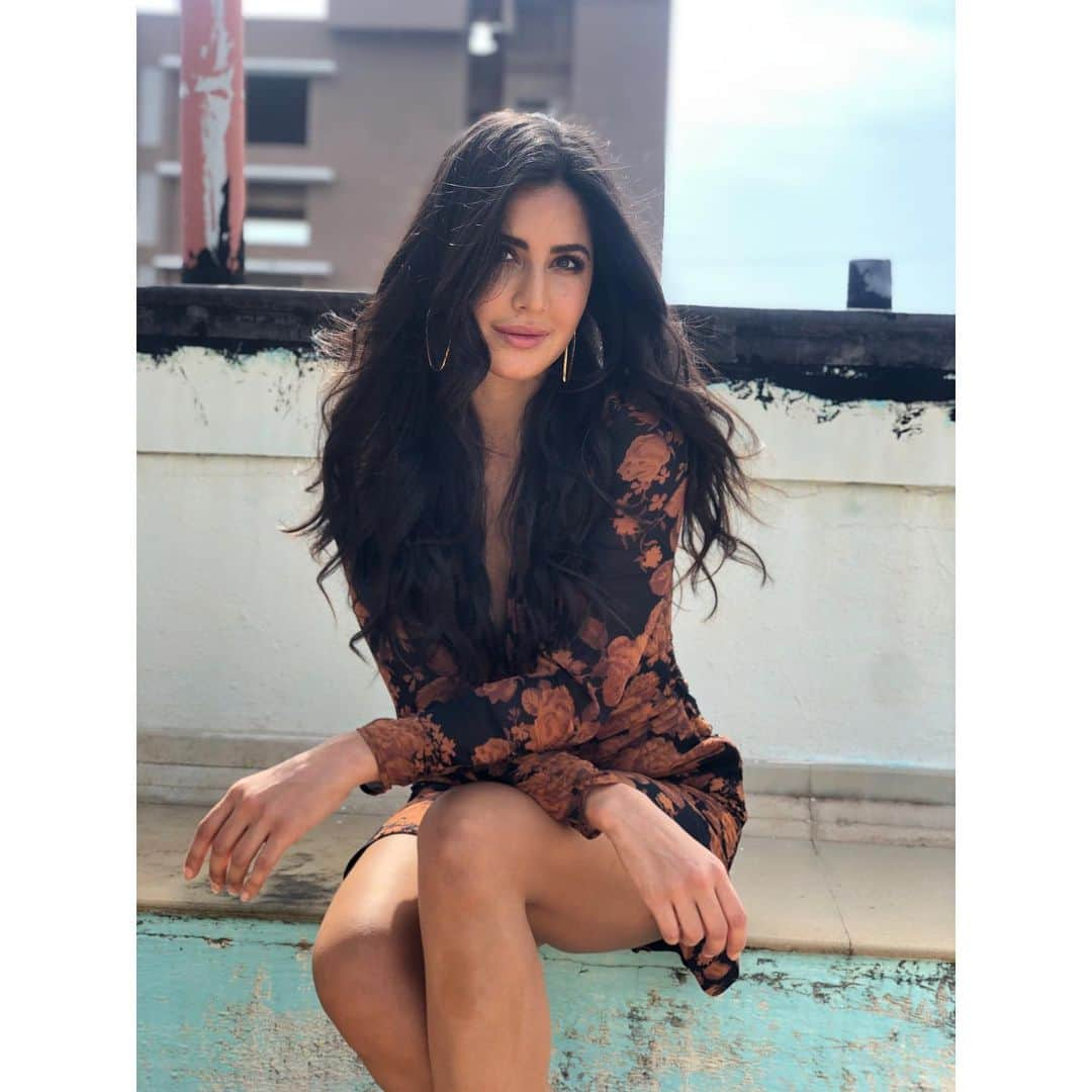 カトリーナ・カイフさんのインスタグラム写真 - (カトリーナ・カイフInstagram)「छत टपके आवांगी」8月27日 20時39分 - katrinakaif