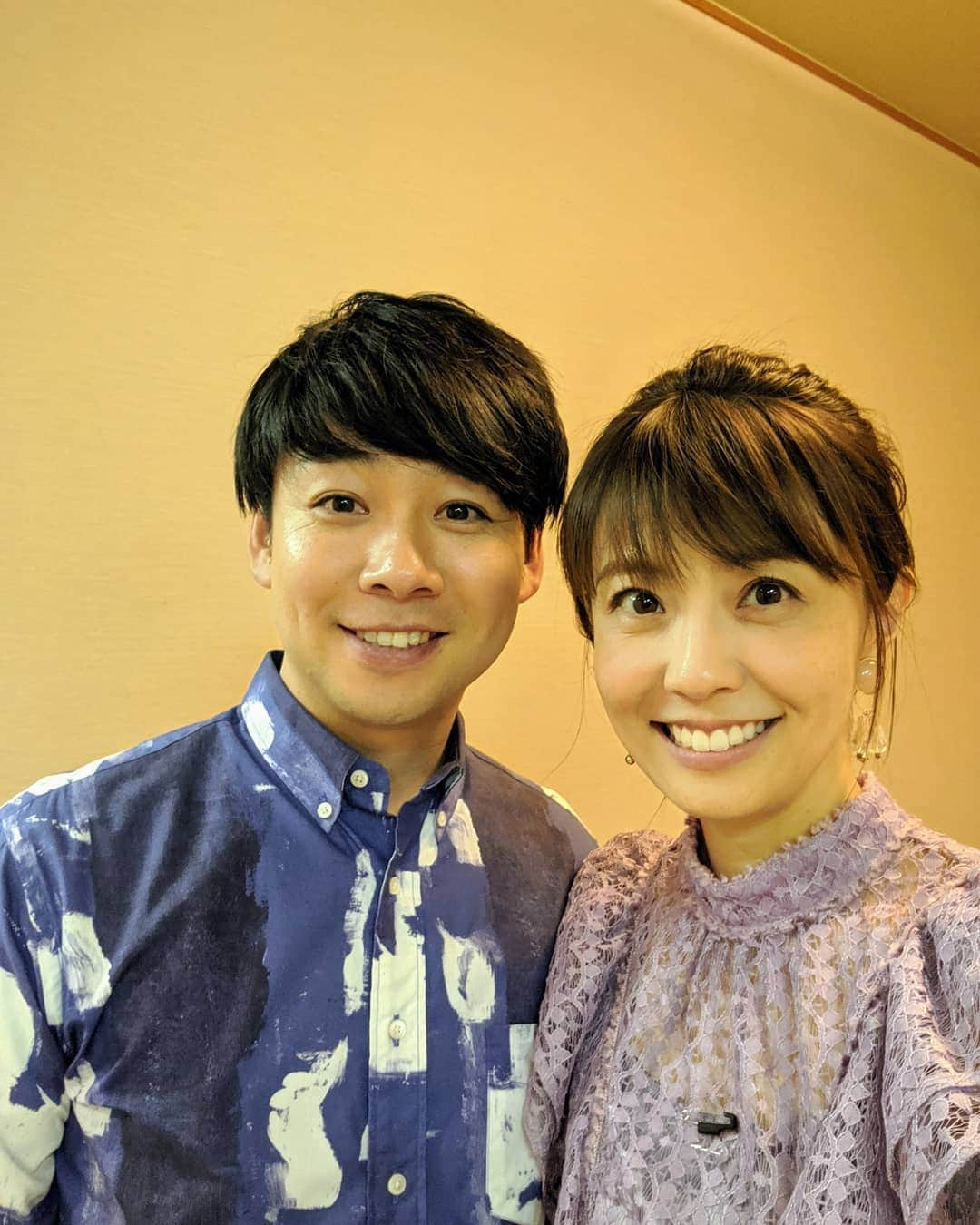 小林麻耶さんのインスタグラム写真 - (小林麻耶Instagram)「『さんま御殿』📺 夫婦で出演させていただきました✨  大学3年生の1年間『恋のから騒ぎ』でさんまさんにお世話になっていたので、時を経て、夫婦でお世話になれるとは🥰感慨深いです！ . . ワンピース@snidel_official earrings #paulowniajp shoes#@dianashoespress . . 夫@akirastar_719 shoes#honourovation denim#rashink」8月27日 20時54分 - maya712star9