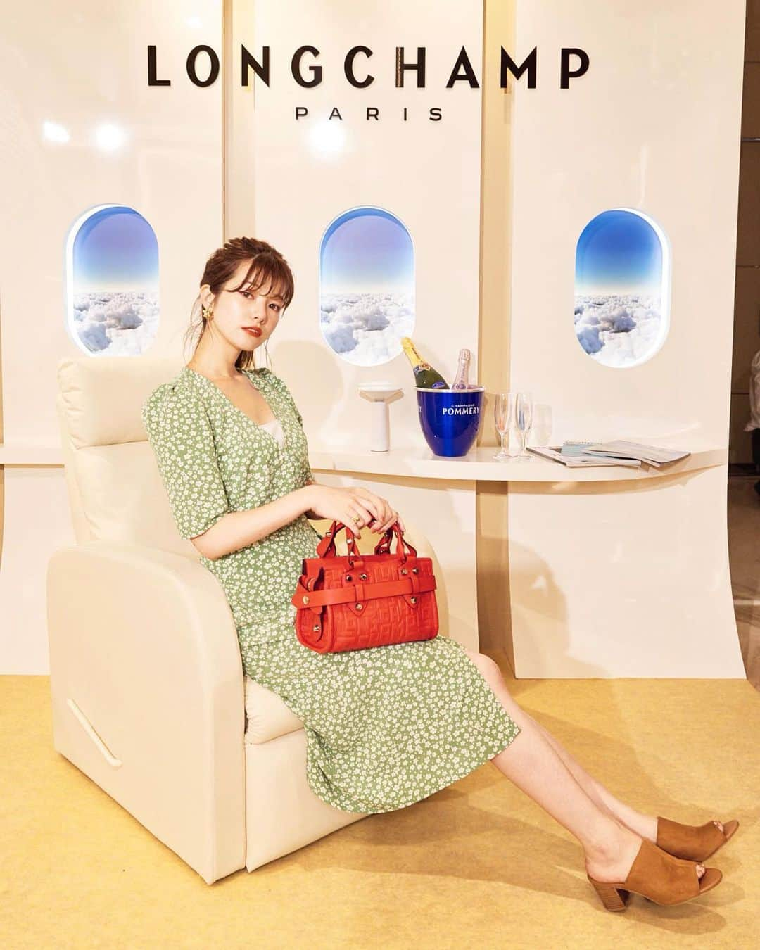 西谷菜々さんのインスタグラム写真 - (西谷菜々Instagram)「. LONGCHAMP LA BOYAGEUSEのローンチパーティーへ✈️ モノグラムのデザインが目を惹くバッグ👜 #ロンシャン #longchamplavoyageuse」8月27日 20時52分 - nana_nishitani