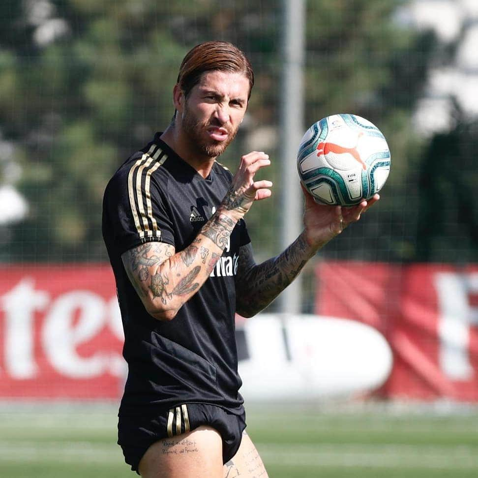 セルヒオ・ラモスさんのインスタグラム写真 - (セルヒオ・ラモスInstagram)「Always hungry ⚽💪 #HalaMadrid」8月27日 21時46分 - sergioramos