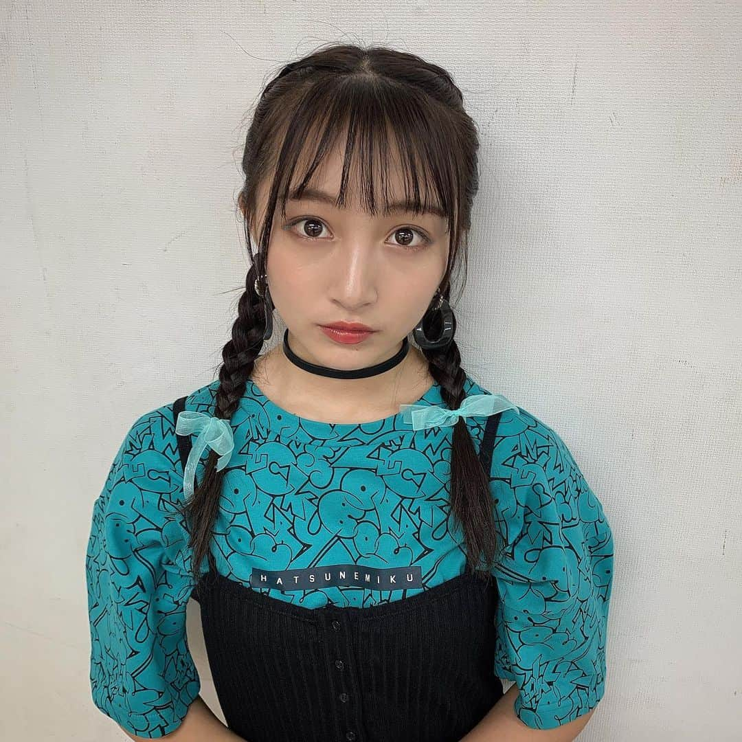 山本彩加さんのインスタグラム写真 - (山本彩加Instagram)「. . 関西コレクション2019 A/W ありがとうございました！！ . MIIAさん、R4Gさんのステージに出させていただきました！！ . うちわやボード、声援ありがとう🥺✨ほんとに楽しかったです💗💗 . . . ありがとうございました！！！！」8月27日 22時07分 - ayaka48_yanyan