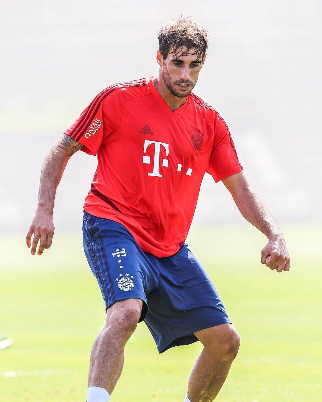 ハビ・マルティネスさんのインスタグラム写真 - (ハビ・マルティネスInstagram)「Good session ☀️⚽️💦 #training #fcbayern #Javi8」8月27日 22時08分 - javi8martinez