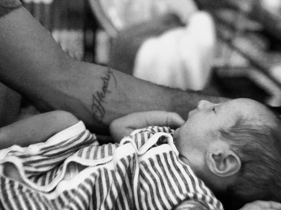 ジェンソン・バトンさんのインスタグラム写真 - (ジェンソン・バトンInstagram)「Yep, he’s still cute 😍  #babyboy #babycuteness #babylove @hendrixbutton 📸credit @brittnyward 😉」8月28日 7時46分 - jensonbutton