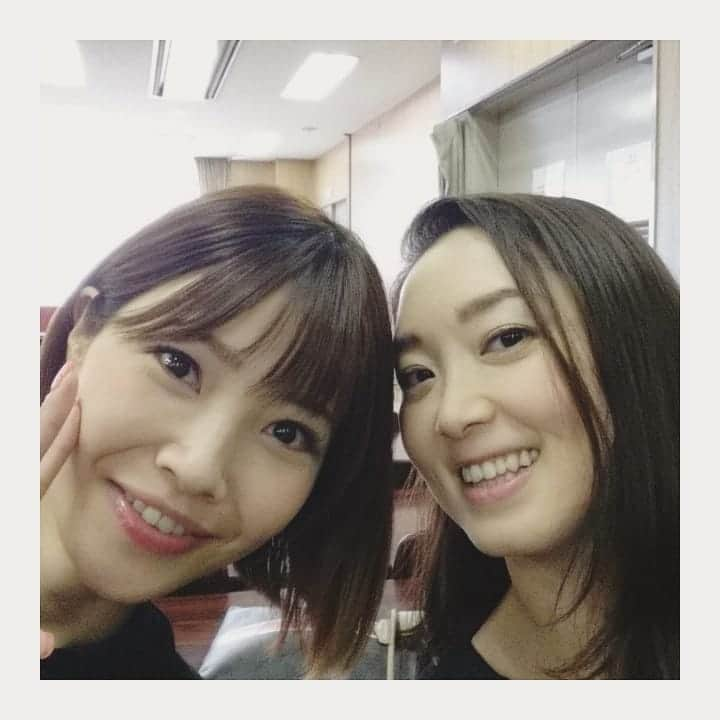 花陽みらさんのインスタグラム写真 - (花陽みらInstagram)「🌱出演ご報告🌱﻿ 12月11日～15日まで博品館にて公演する【終わらない世界】に出演させていただきます。﻿ ﻿ 今日は、顔合わせでした☺️﻿ 女性陣と📷✨﻿ ﻿ ベルばら45でもご一緒させていただいた緒月さん。そして同期のれな(十碧れいや)と一緒です！！﻿ ﻿ こうして…ご一緒できるとは！！﻿ 嬉しい✨﻿ うれしいです😢✨﻿ ﻿ ﻿ 『終わらない世界』﻿ ジェットラグプロデュース﻿ ﻿ 2019年12月11日（水）～15日（日）﻿ ﻿ 作・演出　#益山貴司 さん（劇団子供鉅人）﻿ ﻿ ［博品館劇場］﻿ ﻿ 出演﻿ ﻿ #緒月遠麻 さん﻿ #上遠野太洸 さん﻿ #中尾拳也 さん﻿ #十碧れいや﻿ #シューレスジョー さん﻿ #花陽みく﻿ #藤田奈那 ちゃん﻿ #結城洋平 さん﻿ #間瀬富未子 さん﻿ #安楽信顕 さん﻿ ﻿ #田野聖子 さん﻿ #成島敏晴 さん﻿ ﻿ #終わらない世界  #博品館劇場﻿」8月28日 0時15分 - miku_hanahi