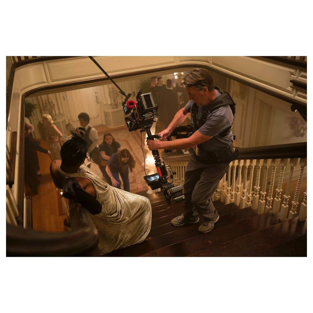 オリヴィア・ワイルドさんのインスタグラム写真 - (オリヴィア・ワイルドInstagram)「Give it up for all camera operators making the magic happen, but specifically Chris Haarhoff, pictured here operating steadicam while walking upstairs backwards (and fast). Chris shot Birdman so I know I could ask for as many long, complicated, nearly impossible shots as I could imagine. On top of it, he’s incredibly kind and cool as hell. He has worked with the best of the best so it’s a real honor we got to be his fam on Booksmart. Thanks to our dream DP @jason_mccormick for convincing him and the rest of the crew to take a risk on me. 💪❤️💪」8月28日 1時05分 - oliviawilde