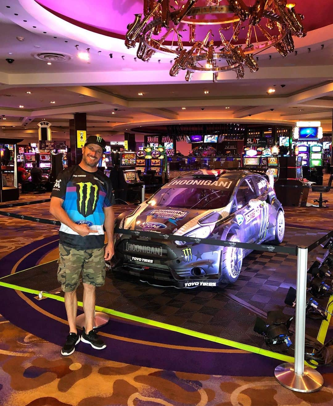 ケン・ブロックさんのインスタグラム写真 - (ケン・ブロックInstagram)「I flew into Las Vegas for @MonsterEnergy’s National Sales Conference today and walked into the lobby of the hotel to be greeted by my @Ford Fiesta RX43! (I didn’t even know it was sent here, so, pleasant surprise!) #brbbettingmyFiesta #MonsterEnergy #LasVegas」8月28日 1時42分 - kblock43