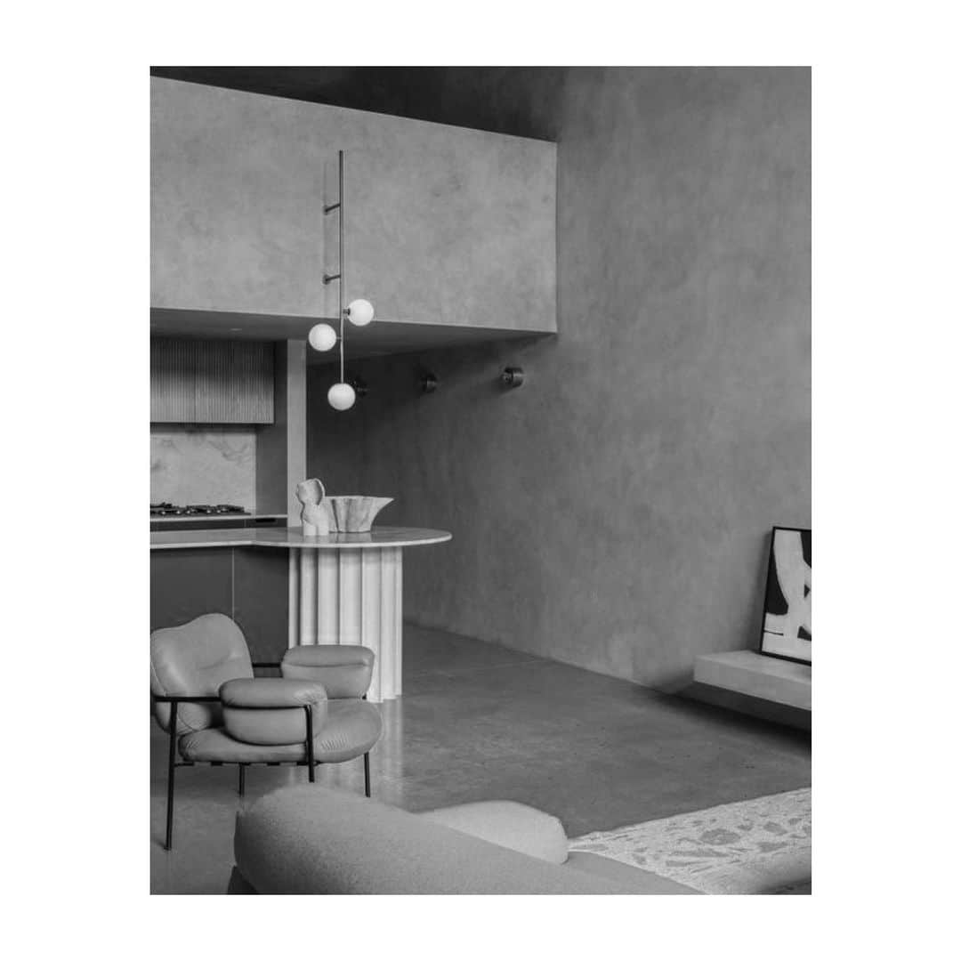 エミリオ デ ラ モレナさんのインスタグラム写真 - (エミリオ デ ラ モレナInstagram)「Brutalist Interior Design. #emiliodelamorena #interiordesign #brutalism #creative #inspobyemilio」8月28日 2時30分 - emiliodelamorena