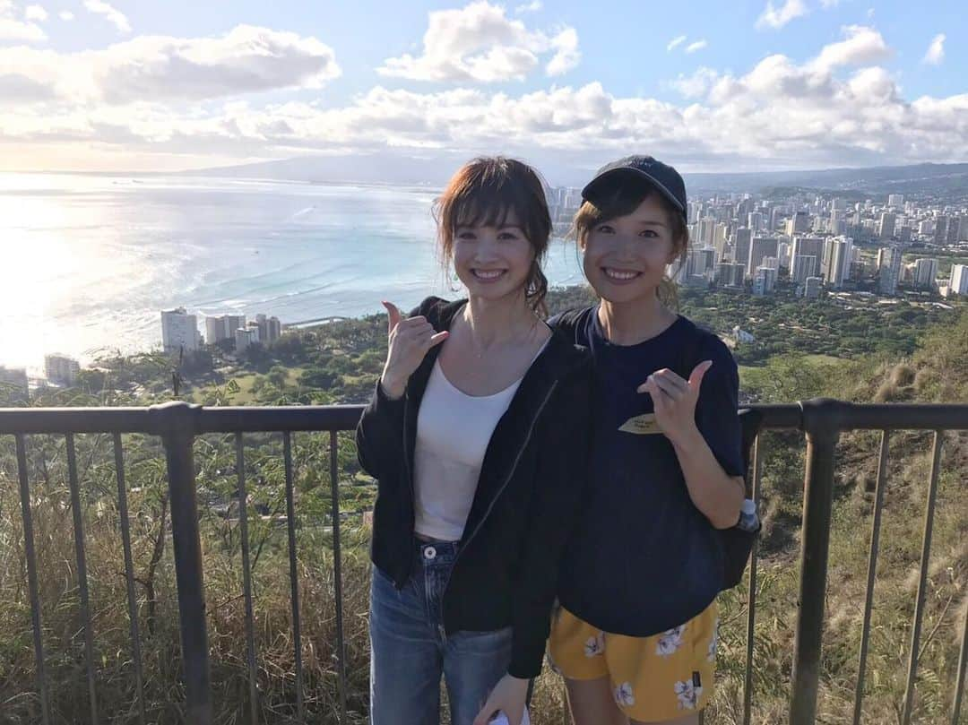 吉羽真紀さんのインスタグラム写真 - (吉羽真紀Instagram)「ダイヤモンドヘッド⛰🌺 #hawaii #diamondhead  #holiday」8月28日 4時04分 - makiyoshiba_0911