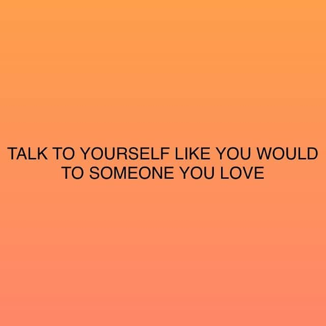 Maejorさんのインスタグラム写真 - (MaejorInstagram)「Fale consigo mesmo como falaria com alguém que você ama”. Fale (talk) consigo mesmo (with yourself) como falaria (like you would talk) com alguém (with someone) que você ama (that you love). If someone talked to you how you talk to yourself would you keep them in your life? 💭」8月28日 4時37分 - maejor