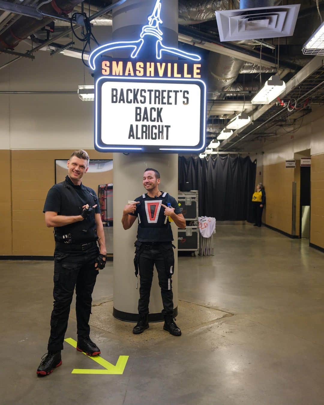 backstreetboysさんのインスタグラム写真 - (backstreetboysInstagram)「It’s always a good time in the Music City 🎶 #BSBNSH #DNAWorldTour」8月28日 5時13分 - backstreetboys