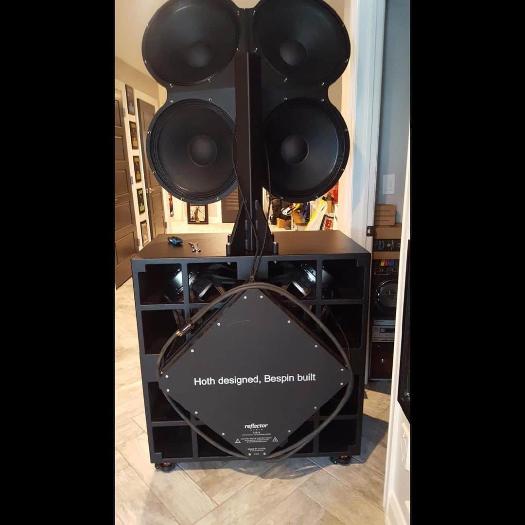 ジャスト・ブレイズさんのインスタグラム写真 - (ジャスト・ブレイズInstagram)「Introducing..the Reflector Audio Q1818 system!  Back in January I was finishing up the design  for my new room. Monitors were the last major thing we needed.  I had a short list of options, and coincidentally NAMM was coming up so I figured I would check them out there. A week or so later I was at the gate getting ready to leave to Anaheim and ran into an old engineer friend of mine who was also heading there. I’d mentioned my monitor search and he made me promise not to buy anything until after I checked out something he had back home. He texted me a picture of them while on the flight and all I could say to myself was “!!!!!” Visually they were like nothing I’d ever seen before.  As insane as the idea of a system with SIXTEEN 18 inch woofers and two 10 inch horns in my place seemed, if they sounded as crazy as they looked I had to get my hands on them.  A few weeks later I went and checked them out and was blown away. They were set up in a warehouse space full of metal and concrete and still sounded amazing! Needless to say, I put an order in shortly afterward.  The stereo imaging is great, and my mixes have been translating well across the board on different systems in ways I couldn’t achieve before. One of the things I love most is that whether I’m playing at super quiet volume, or house shaking levels, the image remains the same, which is no easy feat. Hearing sound without any cabinet artifacts like acoustic compression and distortion has been a powerful tool as well as an inspiring way to listen, even at low SPLs, really at ANY volume.  Another great feature is the fact that the DSP unit that serves as the system’s brain is internet connected via Ethernet, and all curve, preset, and tuning options can be created and edited remotely. No need for a tech to fly in to make adjustments anymore. They can make their adjustments from wherever they are and you can get right back to work.  Me / @richforever / @therealswizzz “Big Tyme” was the first project we mixed and mastered on this setup. Talk about a grand opening!  S/O @reflectoraudiousa. Do yourself and your ears a favor and check these out!  Oh yeah. Almost forgot. Jabba’s Palace is open for business!」8月28日 5時24分 - justblaze