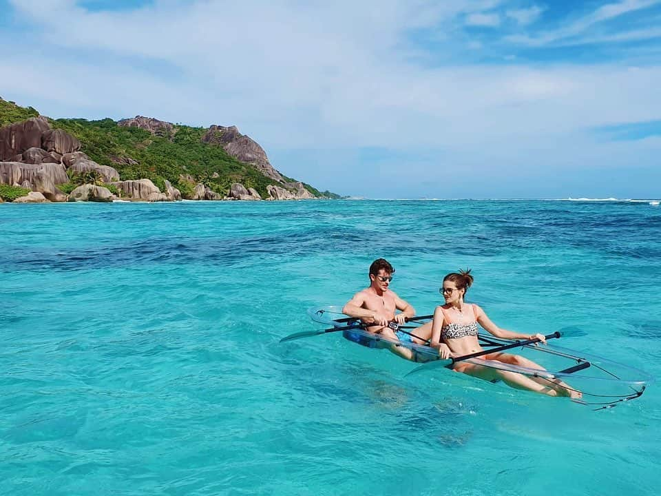 Camila Queirozさんのインスタグラム写真 - (Camila QueirozInstagram)「Melhor companhia da vida. Te amo ❤️ @klebbertoledo 🍯 🌙 . . @visiteseychelles」8月28日 5時40分 - camilaqueiroz