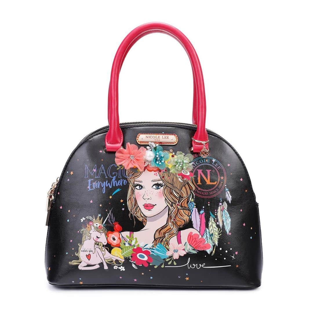 ニコールリーさんのインスタグラム写真 - (ニコールリーInstagram)「🌺Feel the magic and style of the exclusive Nicole Lee Love Your Look Dome Handbag.🌺 #nicoleleeusa #nicolelee #nllook #nicoleleeEspaña #handbags」8月28日 6時55分 - nicoleleeusa