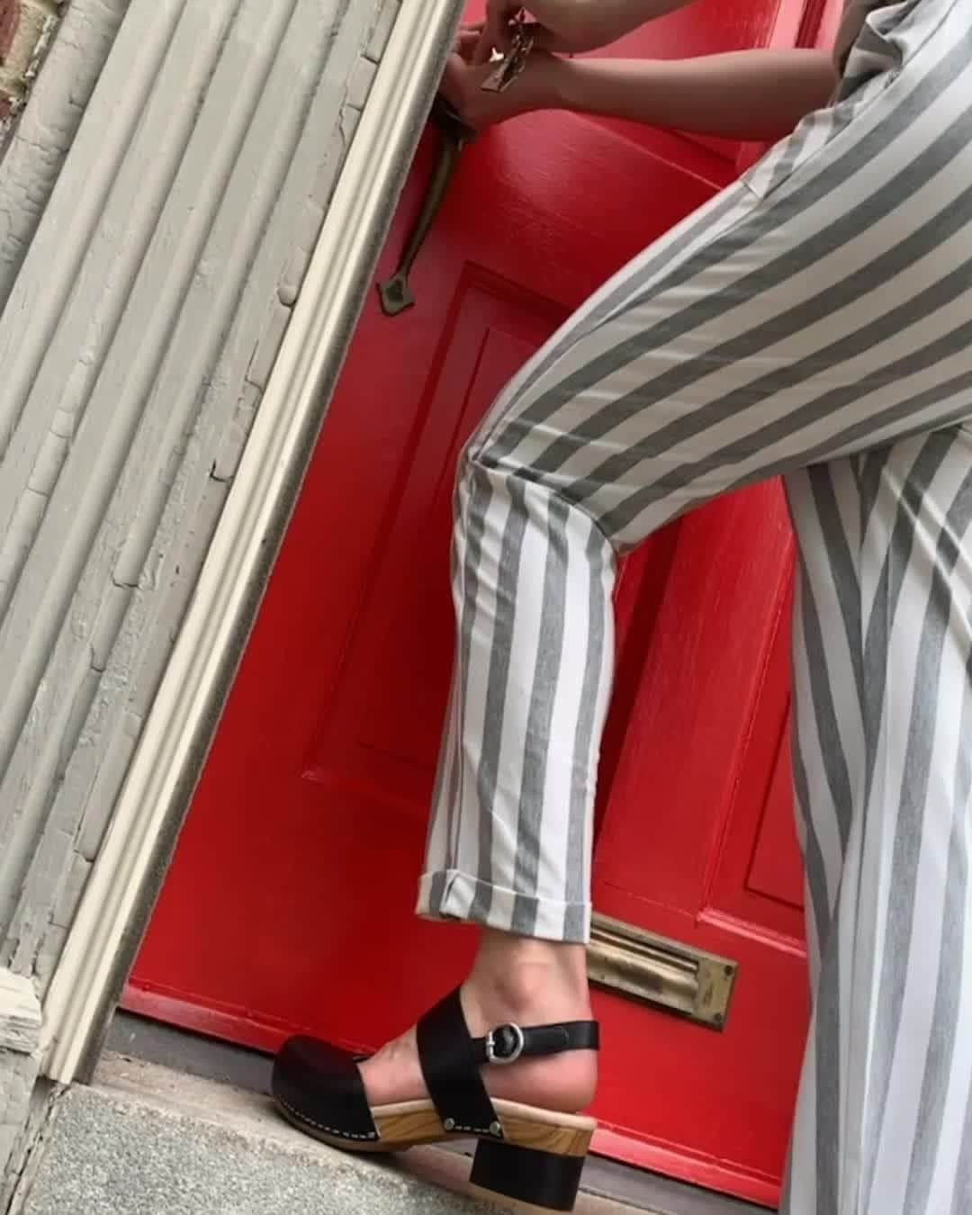 ダンスコのインスタグラム：「Tell us how you would style this shoe for a chance to win a pair of your own! How to Enter: 1) Follow @dansko 2) Tag a friend you think would enjoy our Embrace Your Journey video. Giveaway Rules: Giveaway runs 08/27/19 at 6:00 PM EST - 08/29/19 at 11:59 PM EST. No purchase necessary. One winner will be randomly selected and notified via DM. Winner will win one pair of Dansko® Malin shoes in black with a total estimated retail value of $140. Giveaway not associated with Instagram. Full terms and conditions at the link in the bio. . . . #dansko #instalove #clogs #shoes #danskos #justyourfavorites #instagood #danskostyle #comfort #newshoes #giveaway #freeshoes #giveaways」