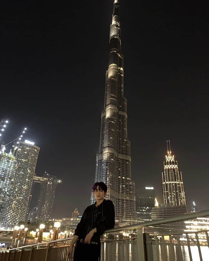 NCT 127さんのインスタグラム写真 - (NCT 127Instagram)「두바이~~~ -TY  #NCT #NCT127 #TAEYONG  #Dubai #BurjKhalifa」8月28日 17時05分 - nct127