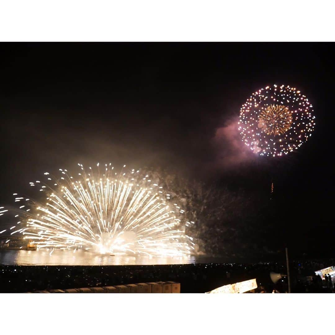 川村茉由さんのインスタグラム写真 - (川村茉由Instagram)「一生に一度は見てほしい 花火大会🎆 来年も行けますように…！ * #mie #fireworks #festival #kumano #happy #love #like #instagood #follow #me #熊野 #熊野花火大会 #花火大会」8月28日 17時54分 - mayupi_k