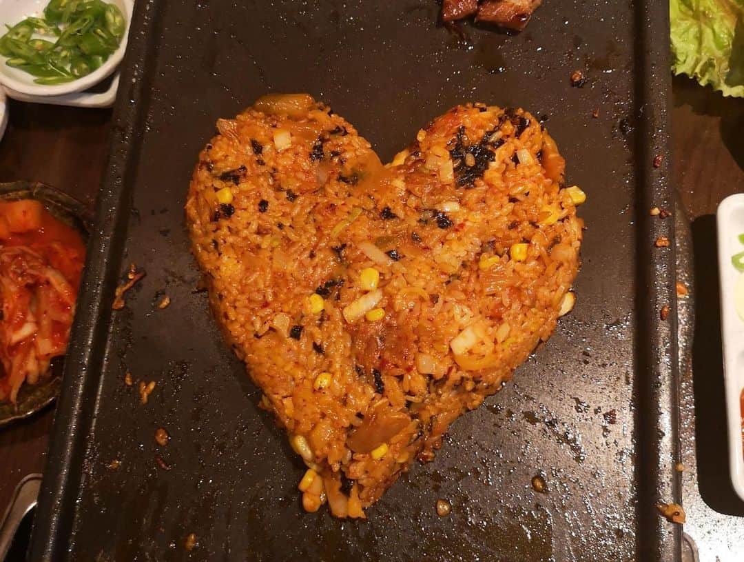 青山愛菜さんのインスタグラム写真 - (青山愛菜Instagram)「#夏の思い出 今度は何をほら食べようか」8月28日 18時23分 - ainamnsl