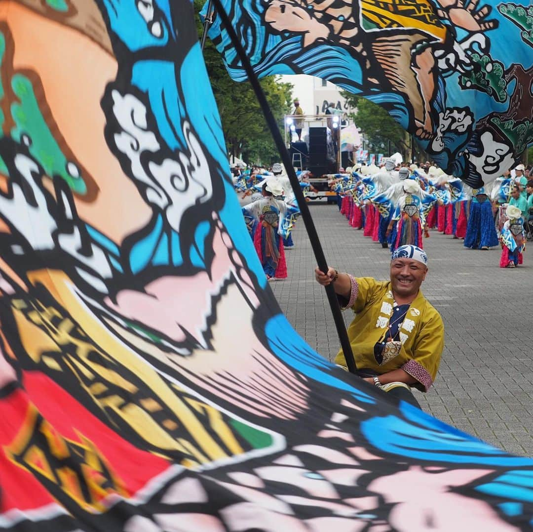 The Japan Timesさんのインスタグラム写真 - (The Japan TimesInstagram)「In August, the streets of Japan are filled with the sounds of music and dance. In Tokyo, one of the monster events is the Harajuku Omotesando Genki-sai Super Yosakoi, for which dozens of teams gather to perform on streets and stages in the famous shopping district. This year, 110 teams hailing from all over Japan and around the world competed in annual event, held on Aug. 24-25. 📸: Ryusei Takahashi @ryuseitakahashi217 and Mark Thompson @guchagucha . . . . . . #Japan #Tokyo #Harajuku #Omotesando #Yosakoi #SuperYosakoi #dance #travel #japantravel #japantimes #日本 #東京 #原宿 #表参道 #よさこい #ダンス #祭り #よさこい祭り #スーパーよさこい #旅行 #撮影 #ジャパンタイムズ #💃🏻」8月28日 18時25分 - thejapantimes