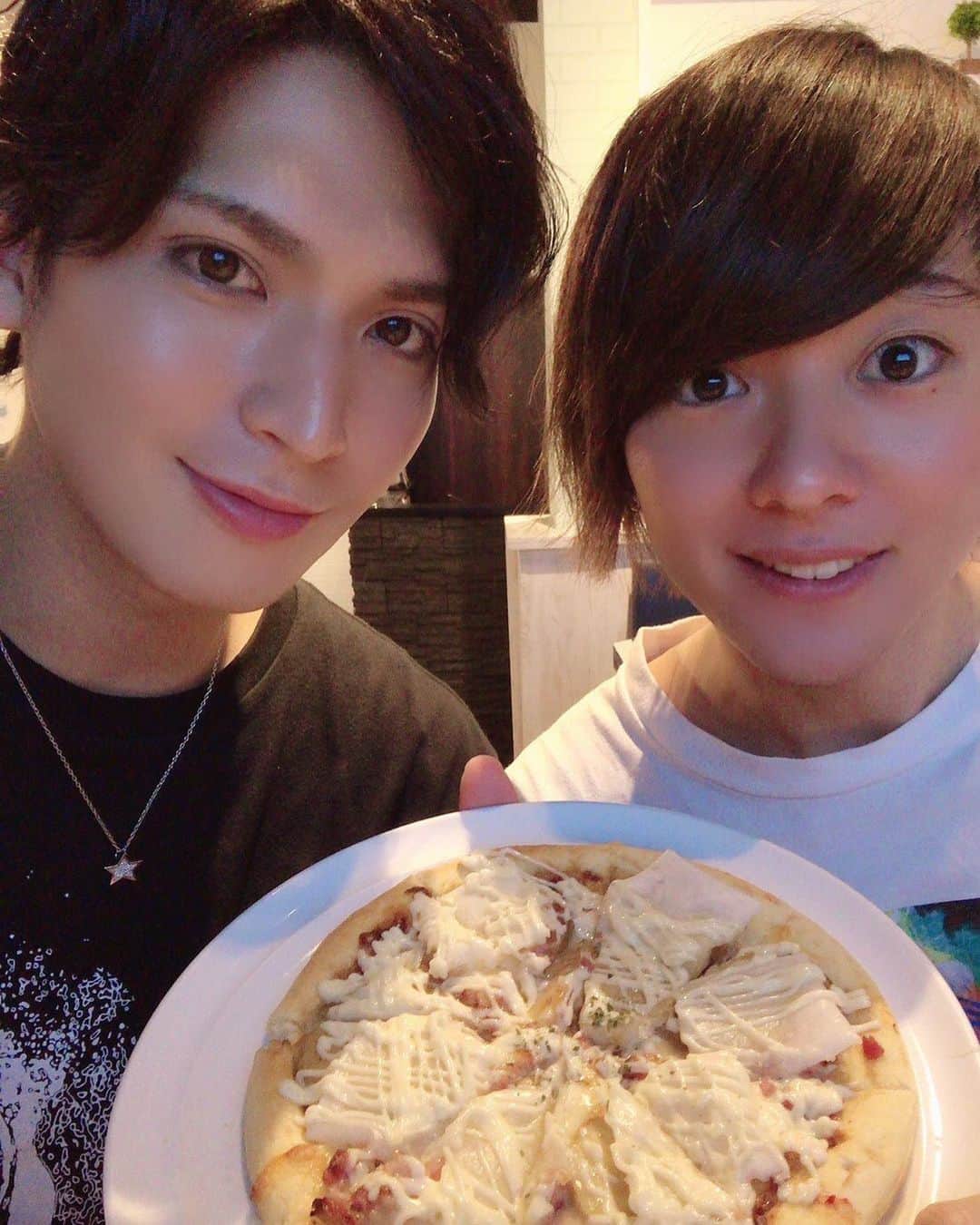 小波津亜廉のインスタグラム：「[27/8/19] Team Sasanami looking good! ⠀⠀⠀ ⠀ #kohatsuallen #shibukiryo ⠀⠀⠀ ⠀ Source: Ryo’s twitter」