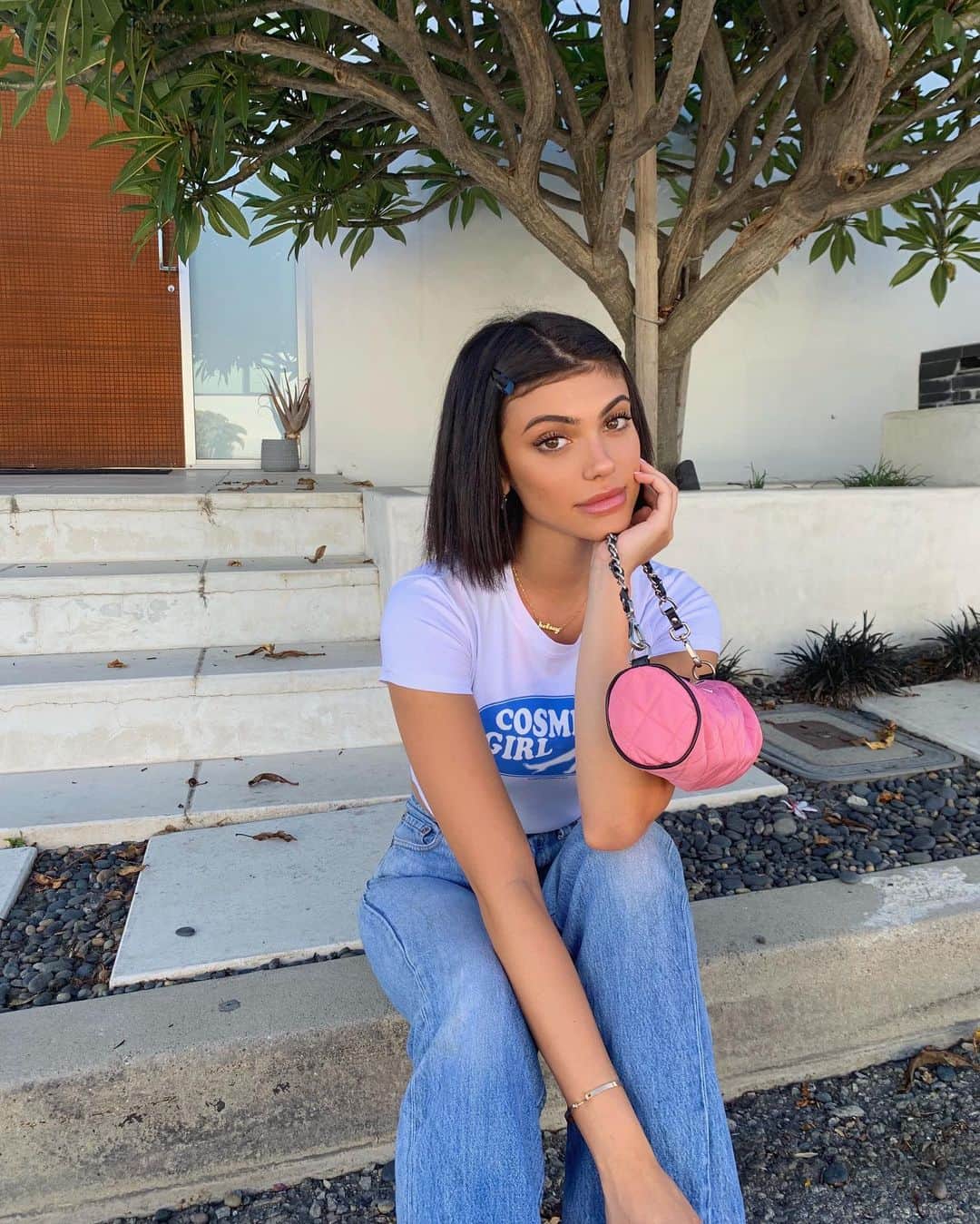 ケルシーのインスタグラム：「alexa play cosmic by @bazzi」