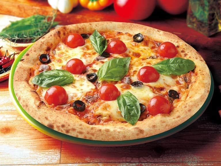 宅配ピザ「ナポリの窯」さんのインスタグラム写真 - (宅配ピザ「ナポリの窯」Instagram)「今日のオススメは﻿ 【モッツァ・アンチョビーナ】﻿ アンチョビは、モッツァレラチーズとの相性抜群です。﻿ トマト、ニンニク、そして、まろやかさを出す為の玉ねぎが入った、自社開発の特別なトマトソースを使用しています！﻿ 是非ご賞味ください♪﻿ ﻿ #ナポリの窯 ﻿﻿﻿﻿﻿﻿﻿﻿﻿﻿﻿﻿﻿﻿﻿ #ナポリ ﻿﻿﻿﻿﻿﻿﻿﻿﻿﻿﻿﻿﻿﻿﻿ #ピザパーティー ﻿﻿﻿﻿﻿﻿﻿﻿﻿﻿﻿﻿﻿﻿﻿ #ピザパ ﻿﻿﻿﻿﻿﻿﻿﻿﻿﻿﻿﻿﻿﻿﻿ #ランチ ﻿﻿﻿﻿﻿﻿﻿﻿﻿﻿﻿﻿﻿﻿﻿ #ディナー ﻿﻿﻿﻿﻿﻿﻿﻿﻿﻿﻿﻿﻿﻿﻿ #🍕 #ピザ ﻿﻿﻿﻿﻿﻿﻿﻿﻿﻿﻿﻿﻿﻿﻿ #ピッツァ﻿﻿﻿﻿﻿﻿﻿﻿﻿﻿﻿﻿﻿﻿﻿ #宅配ピザ ﻿﻿﻿﻿﻿﻿﻿﻿﻿﻿﻿﻿﻿﻿﻿ #デリバリーピザ ﻿﻿﻿﻿﻿﻿﻿﻿﻿﻿﻿﻿﻿﻿﻿ #おいしい ﻿﻿﻿﻿﻿﻿﻿﻿﻿﻿﻿﻿﻿﻿﻿ #美味しい ﻿﻿﻿﻿﻿﻿﻿﻿﻿﻿﻿﻿﻿﻿﻿ #美味しいピザ ﻿﻿﻿﻿﻿﻿﻿﻿﻿﻿﻿﻿﻿﻿﻿ #手作りピザ ﻿﻿﻿﻿﻿﻿﻿﻿﻿﻿﻿﻿﻿﻿﻿ #アツアツ﻿﻿﻿﻿﻿﻿﻿﻿﻿ #チーズ ﻿﻿﻿﻿﻿﻿﻿﻿﻿﻿﻿﻿﻿﻿﻿ #イタリアン　﻿﻿﻿﻿﻿﻿﻿﻿﻿﻿﻿﻿﻿﻿﻿ #パスタ ﻿﻿﻿﻿﻿﻿﻿﻿﻿﻿﻿﻿﻿﻿﻿ #dinner ﻿﻿﻿﻿﻿﻿﻿﻿﻿﻿﻿﻿﻿﻿﻿ #lunch ﻿﻿﻿﻿﻿﻿﻿﻿﻿﻿﻿﻿﻿﻿﻿ #pizza ﻿﻿﻿﻿﻿﻿﻿﻿﻿﻿﻿﻿﻿﻿﻿ #instagood ﻿﻿﻿﻿﻿﻿﻿﻿﻿﻿﻿﻿﻿﻿﻿ #instafood ﻿﻿﻿﻿﻿﻿﻿﻿﻿﻿﻿﻿﻿﻿﻿ #italian ﻿﻿﻿﻿﻿﻿﻿﻿﻿﻿﻿﻿﻿﻿ #アンチョビ」8月28日 11時32分 - napolinokama