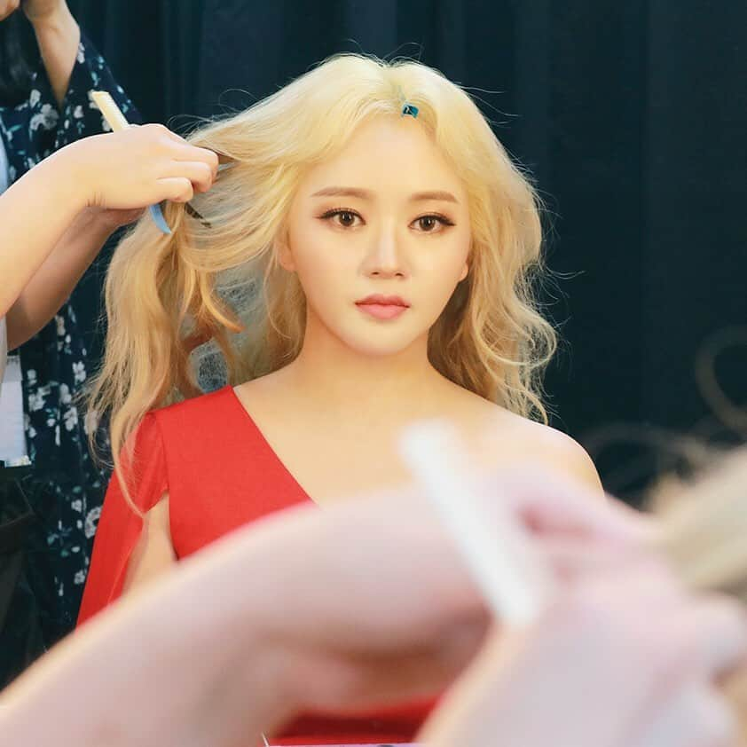 Ladies' Codeさんのインスタグラム写真 - (Ladies' CodeInstagram)「⠀ [소정] 오랜만에 돌아온 Ladies Story! #소정 의 2019 K-WORLD FESTA ‘MUSICAL SUPER CONCERT’ 비하인드 컷이 공개되었습니다 🎤 지금 바로 팬카페에서 확인하세요 ❣ ⠀ 2019 K-WORLD FESTA ‘MUSICAL SUPER CONCERT’ behind photos has been released 🎤 Please check it out our Fancafe right now ❣ ⠀ #케이월드페스타 #뮤지컬슈퍼콘서트 ⠀ ( http://cafe.daum.net/ladiescode/S4ps/71 )」8月28日 12時02分 - ladiescode_official