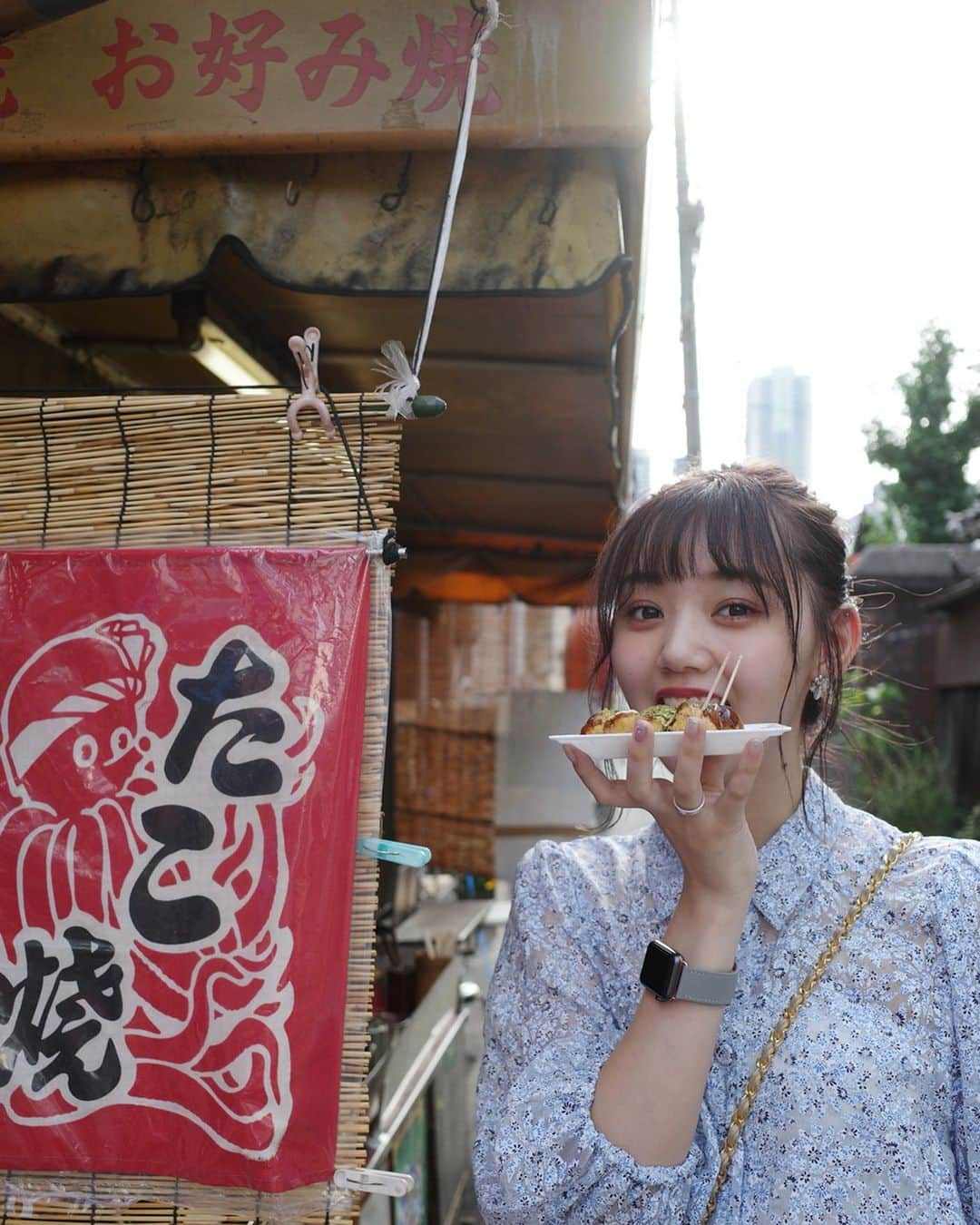 江野沢愛美さんのインスタグラム写真 - (江野沢愛美Instagram)「100円でたこ焼き食べた時の写真がまだ残ってました！！ 美味しかったです☺︎ 大阪大好きです。」8月28日 12時32分 - enosawa_manami