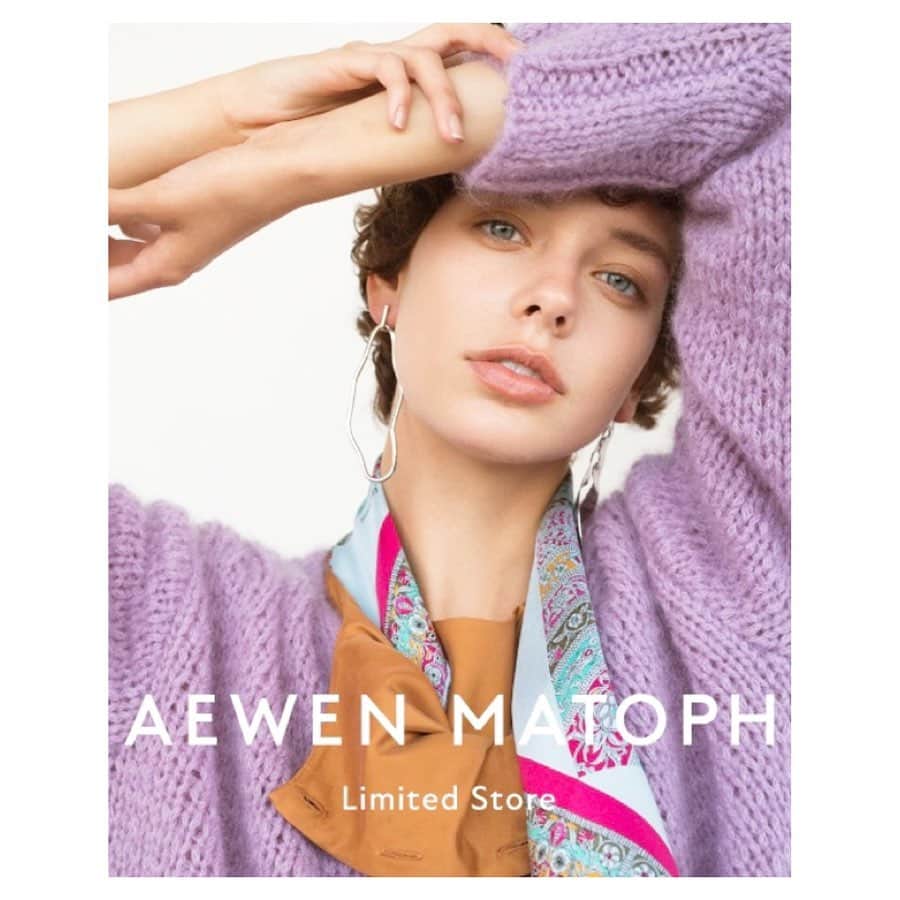 のインスタグラム：「AEWEN MATOPH Limited Store at NEWoman SHINJUKU  2019.09.04(wed)〜09.17(tue)  AEWEN MATOPH @aewen_matoph 初の単独ショップを、ニュウマン新宿 1Fに期間限定オープン致します。 オープンを記念しまして、人気のオーガンジーボウタイブラウスの新色"ピンク"を先行発売いたします。 私も店頭に立つので、是非お立ち寄り下さい！！ お待ちしております。  9月4日（水）～9月17日（火）：イウエン マトフ ニュウマン新宿1F NEWoman lab.  #aewenmatoph #イウエンマトフ #limitedstore #newoman新宿」