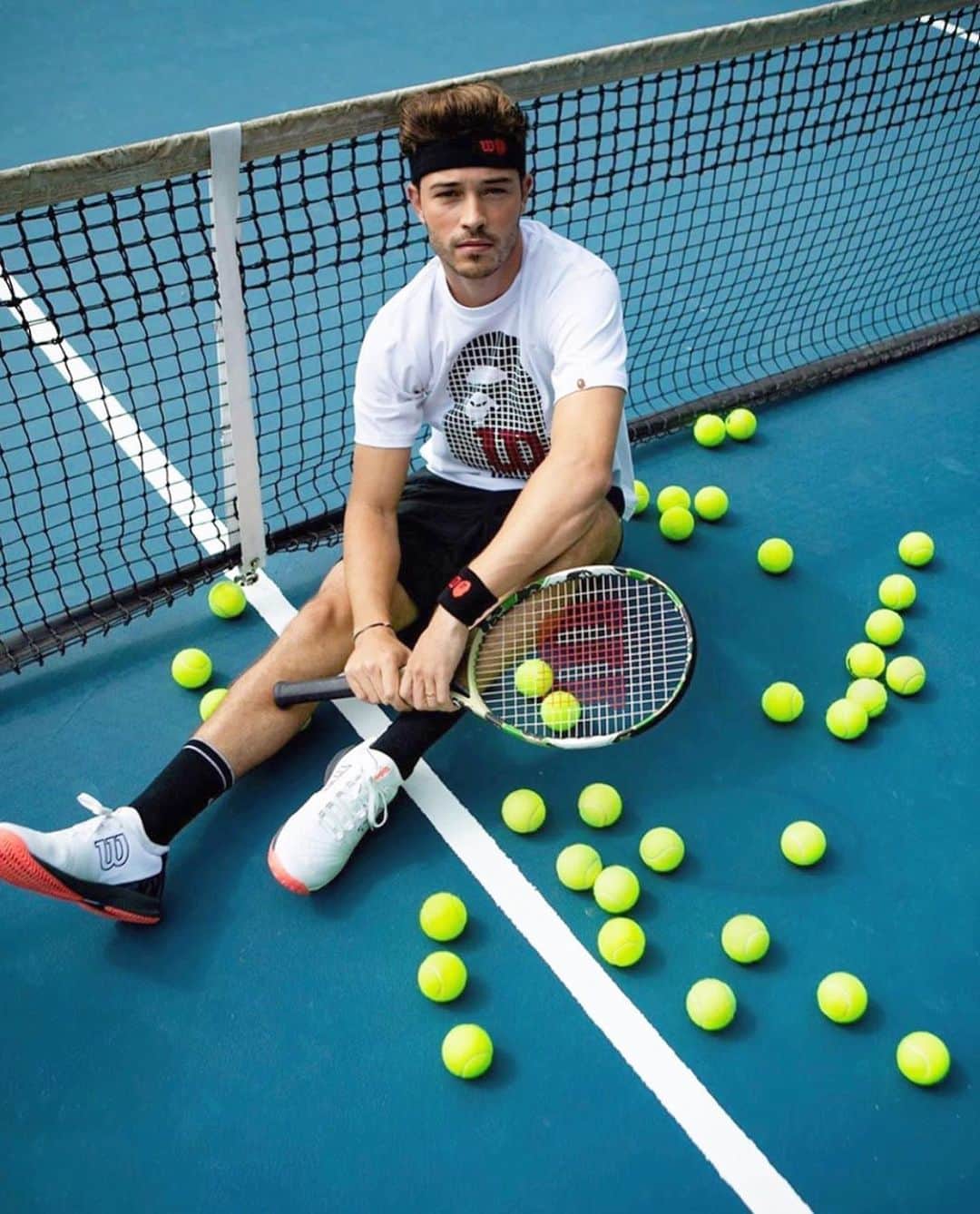 フランシスコ･ラチョースキーさんのインスタグラム写真 - (フランシスコ･ラチョースキーInstagram)「Didn’t made it as a pro but at least I can model for the sport I love #tennis ❤️ #stillcanbeatyouup」8月28日 13時32分 - chico_lachowski