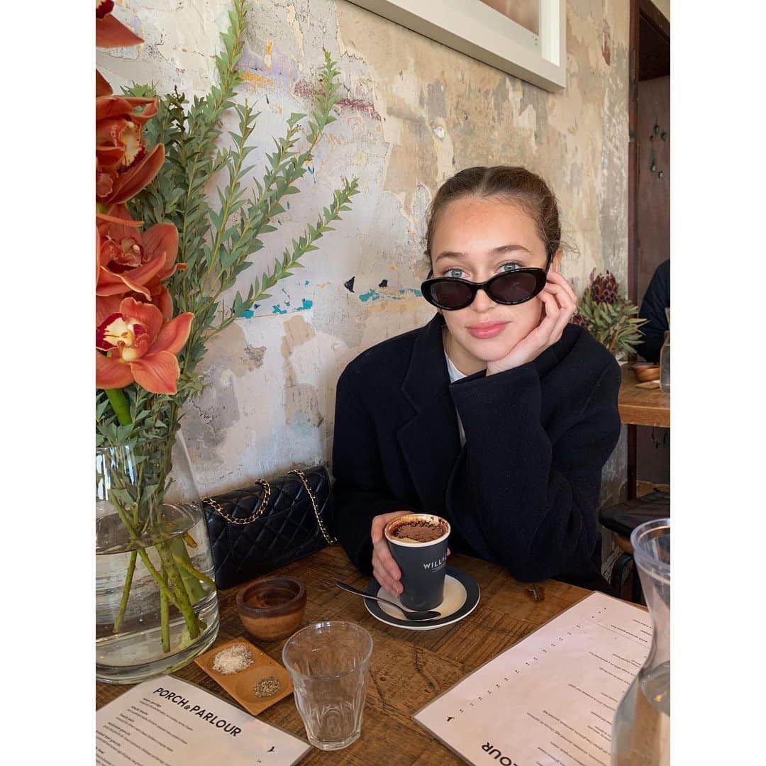 のインスタグラム：「Content 🕊」