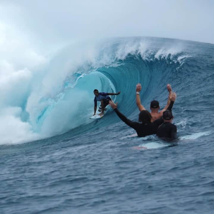 hurleyのインスタグラム