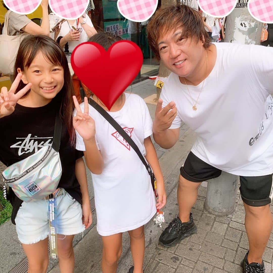 町田亜里香さんのインスタグラム写真 - (町田亜里香Instagram)「いつも原宿に行くと、 会いに行っているらしい( ´͈ ω `͈ ) @kingkebab_tokyo  お世話になっております😂🤙✨ . . . #キングケバブ店長 #キングケバブ  #原宿 #原宿散歩 #お出掛け #夏休み  #小学生 #小学生コーデ #js #js5  #小学5年生 #小学5年生女子」8月28日 15時50分 - ari_gram_111