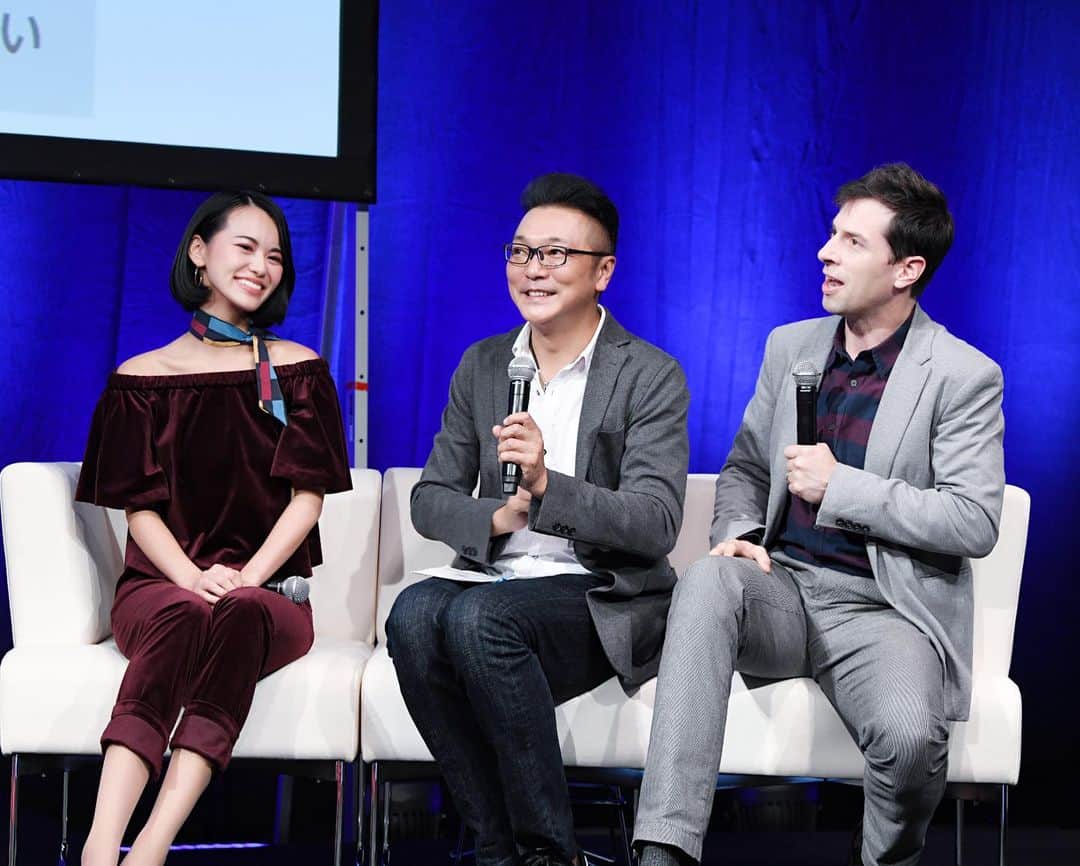 七尾エレナのインスタグラム：「昨日もご紹介させていただいた アリババ主催のこちらのイベント 本日開催だそうです！ ＊ 2019 Global Conference on Women and Entrepreneurship https://www.828shemade.net/ タイミング良く中国にいらっしゃる方は 是非行ってみてください！ ＊ 写真は以前、起業をテーマとしたイベントで パックンマックンさん達と トークショーに登壇した時のもの✨ 日本の起業家精神は 世界最下位レベルというデータが出て それに対して 若者達は今後どうしていくべきか？ というテーマで討論をしたよ。 (ちなみにその時は、日本は44ヶ国中42位で 中国は3位という結果だった) ＊ 今回のアリババのイベントは 日本よりも高い起業家精神を持つであろう中国で 活躍している起業家たちの考えている事や 起業への想い、アイデアを知れる 良い機会なんだろうなって思いました！ 私も時間があったら行きたかったな🥺 ＊ #TheWorldSheMade #GlobalWomenConf #PR」