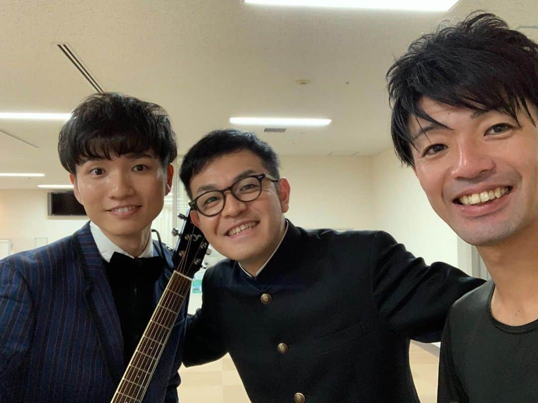 洲崎貴郁さんのインスタグラム写真 - (洲崎貴郁Instagram)「ネタパレ収録してきました！ 9/6(金)23:40から フジテレビ系にて放送！  観てね！！！ みんなええ顔してるで。 メイクしてるからかな？ そうやな、メイクのおかげやな  #ネタパレ #アイロンヘッド辻井 さん #ヒガシ逢ウサカ高見 さん #ラニーノーズ」8月28日 16時48分 - runnysuzaki0504