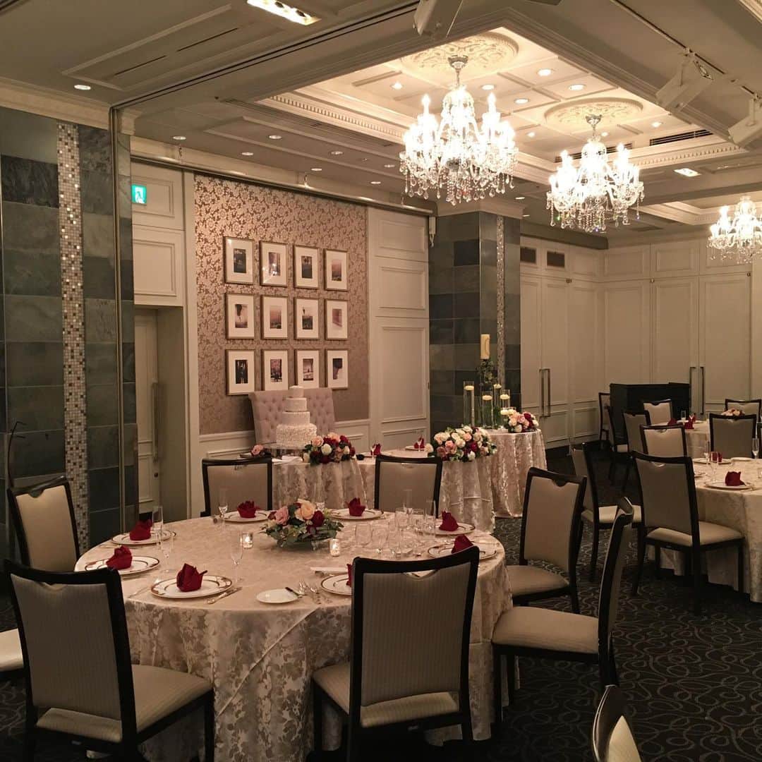 ホテルモントレ銀座 ブライダルサロンのインスタグラム：「#Hotelmonterey #モントレグループ #ホテルモントレ銀座 #ホテルモントレラスール銀座 #モントレウェディング #ルソール #模擬披露宴 #結婚式 #結婚式準備 #花嫁準備 #モントレ花嫁 #モントレ花婿 #Instawedding #プレ花嫁 #アンティーク #クラシカル」