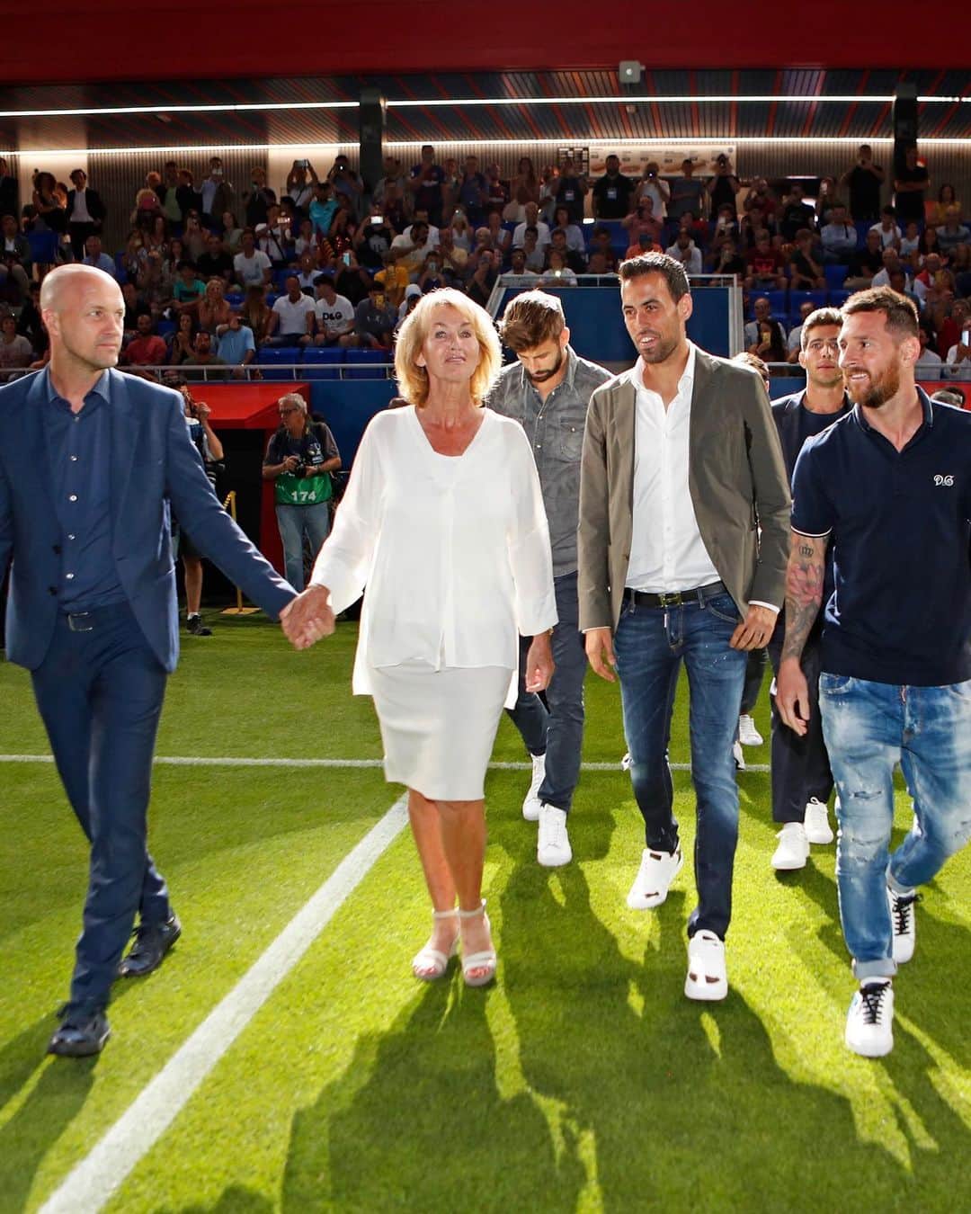 ヨハン・クライフのインスタグラム：「🏟 Estadi Johan Cruyff in Barcelona is open. What a special night it was! Thanks to @fcbarcelona for making it possible, and to @afcajax to be part of it. 🙏❤️」