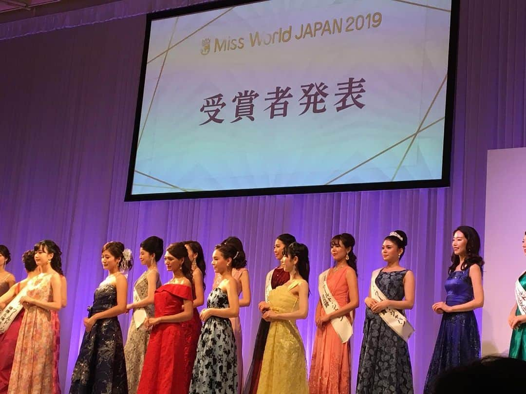 Ken Harakumaさんのインスタグラム写真 - (Ken HarakumaInstagram)「2019年MISS WORLD日本代表ファイナルに残った中から4名のMiss YOGA(ヨガ賞)が選出され、片岡鶴太郎さんと共にプレゼンターをさせていただきました。 @missworld_japan  @marino_912  @international_yoga_center  #missworld2019  #yoga」8月28日 19時12分 - kenharakuma