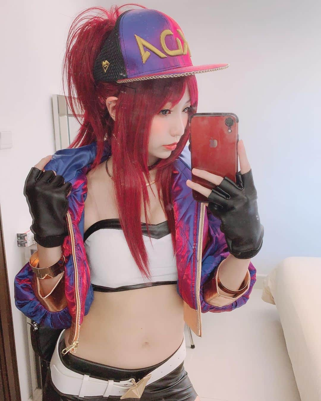 Sherryさんのインスタグラム写真 - (SherryInstagram)「- Who’s next? #cosplay #leagueoflegends #lol #kda #akali #silverxherecosplay」8月28日 19時43分 - silverxhere