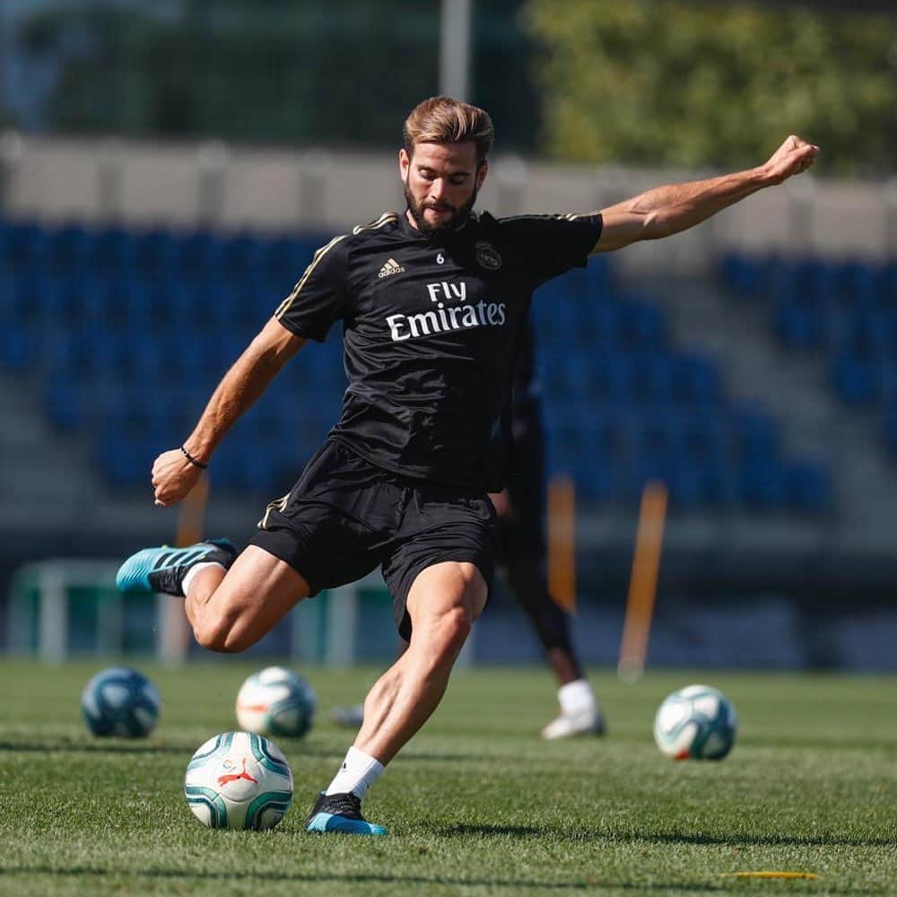 ホセ・イグナシオ・フェルナンデス・イグレシアスのインスタグラム：「⚽️⚡️」
