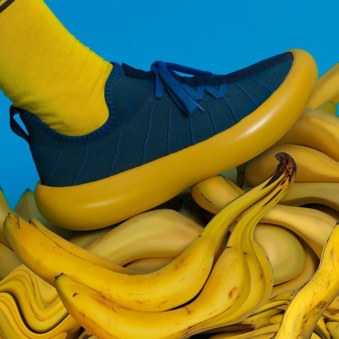 マルニさんのインスタグラム写真 - (マルニInstagram)「NATURE VS ARTEFACT. Introducing the new Marni Banana Sneakers, interpreted by artistic duo Christto & Andrew @christto_andrew.  #MarniInterzone #MarniFW19」8月28日 20時01分 - marni