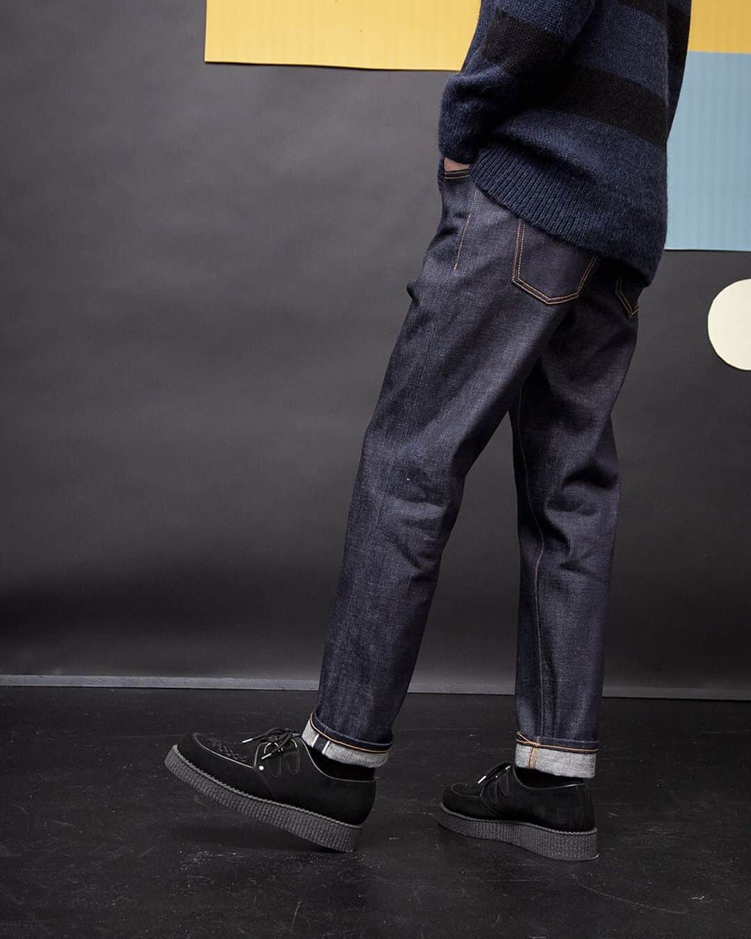 のインスタグラム：「Steady Eddie II Dry Ace Selvage has landed!  Sturdy, 14.2 oz, redcast #selvage denim woven by #AmhotMills in Osaka, Japan.  UNEVEN YARN 20 DIPS IN PURE INDIGO SAKURA SELVAGE ID 100% ORGANIC COTTON  The naturally slubby yarns, woven under low-tension has produced the perfectly chunky and uneven surface structure. A true denim masterpiece. Let the break-in begin!  Now available at all Repair Shops and nudiejeans.com . . . #nudiejeans #steadyeddieii #organicdenim」